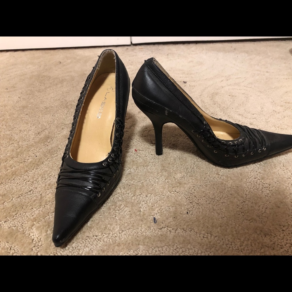 Black Heels - Picture 1 of 2